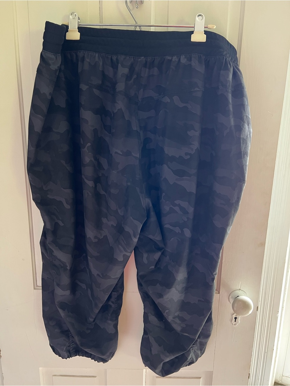 RBX Women’s Black / Grey Camo Athletic Capris - Picture 4 of 5